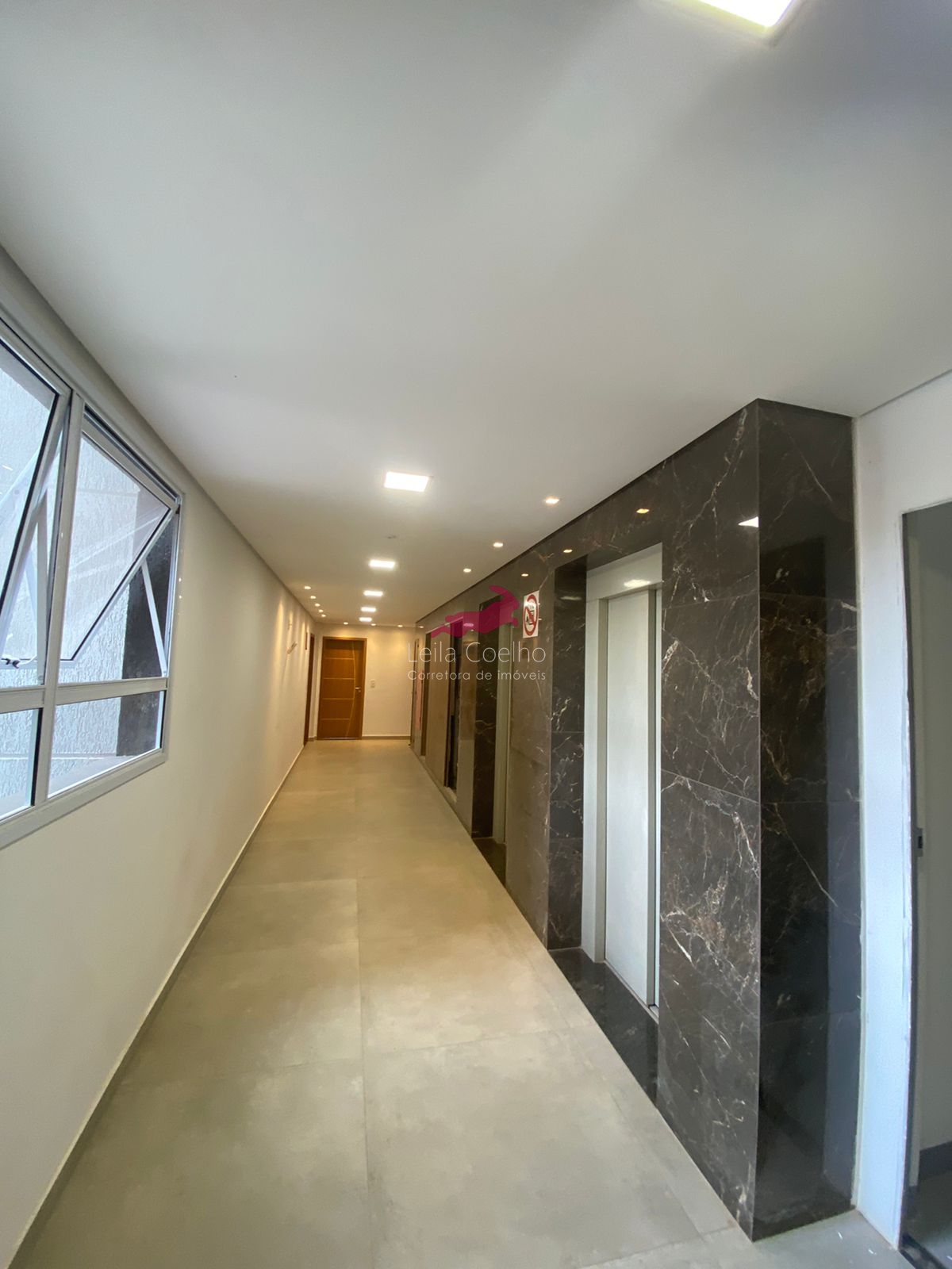 Casa Comercial à venda com 2 quartos, 67m² - Foto 16